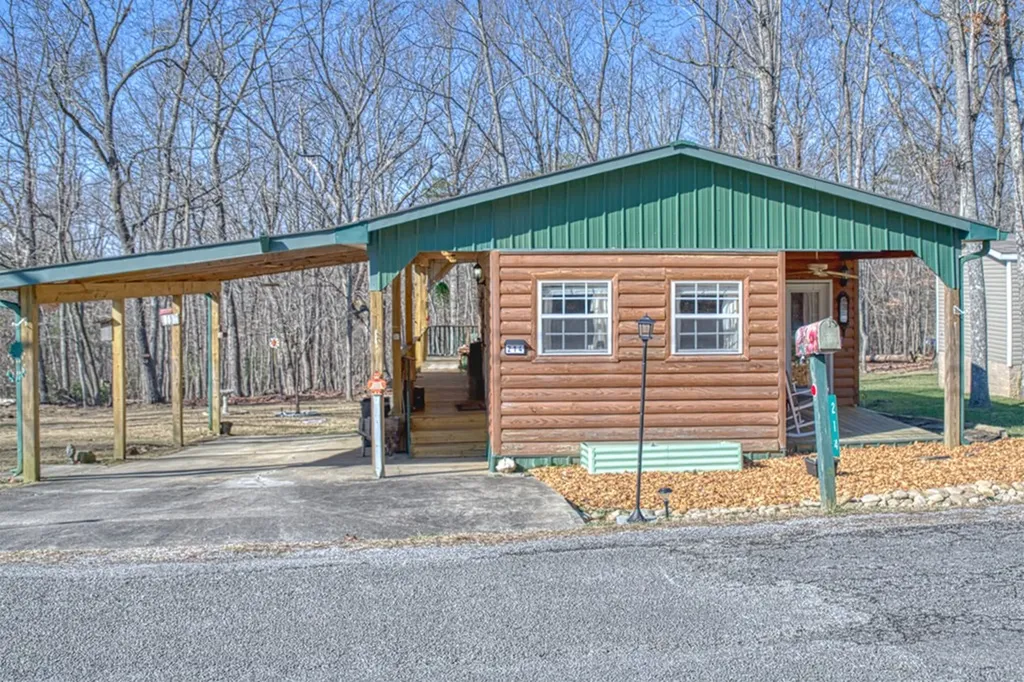 214 Monticello Loop Crossville TN 38555