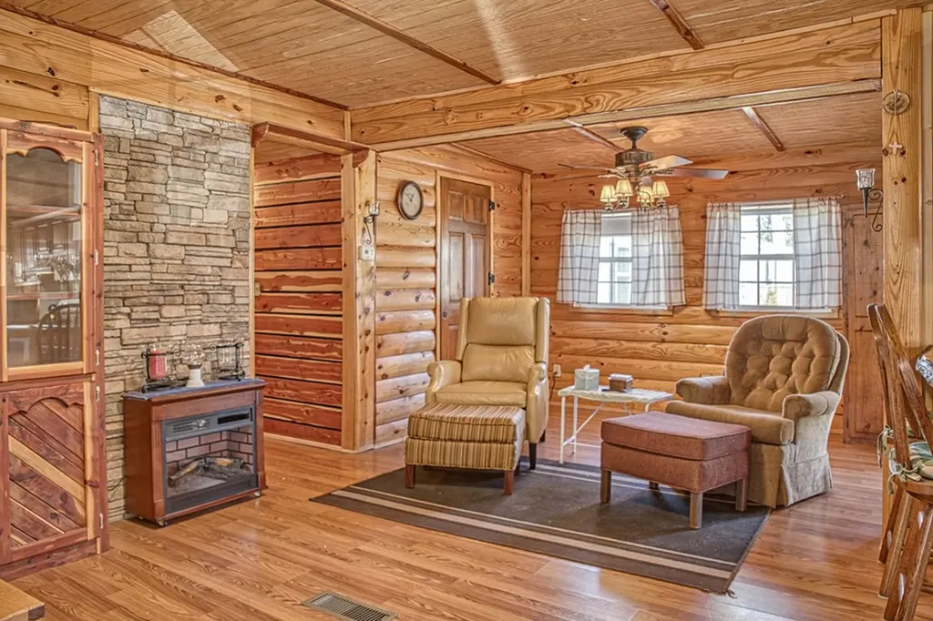 214 Monticello Loop Crossville TN 38555