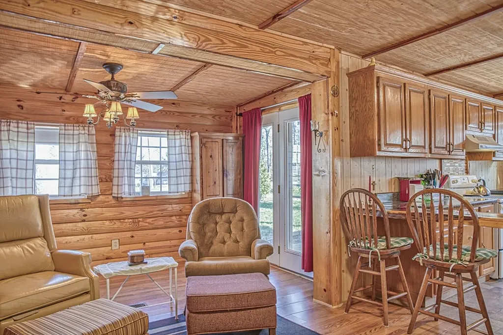 214 Monticello Loop Crossville TN 38555