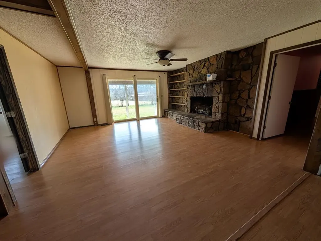 820 Highway 68 Crossville TN 38555