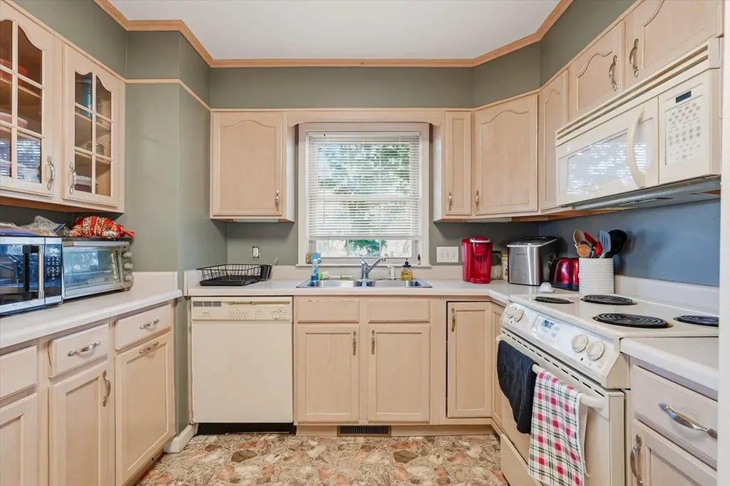 123 Savely Drive Hendersonville TN 37075