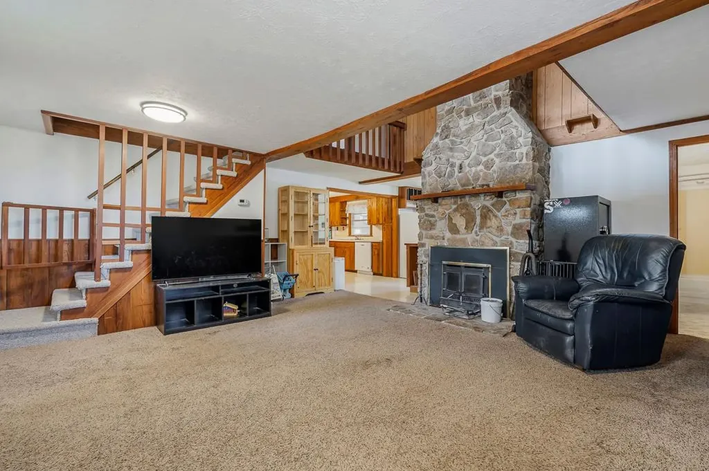 166 Brady Lane Hilham TN 38568-5913