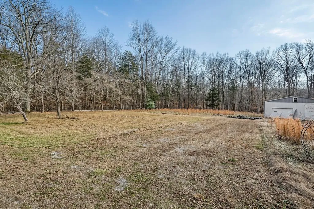 166 Brady Lane Hilham TN 38568-5913