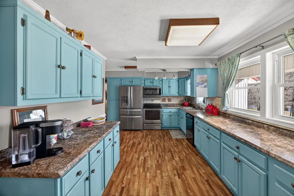 2895 Free State Road Gainesboro TN 38562