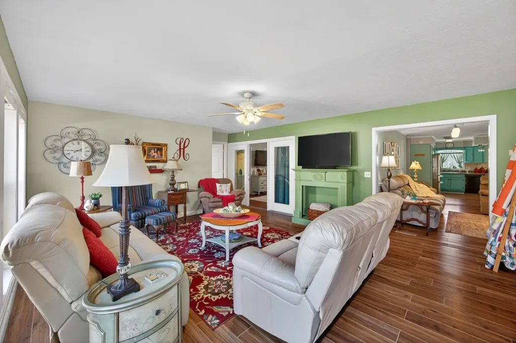 2895 Free State Road Gainesboro TN 38562