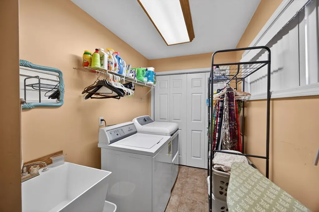 2895 Free State Road Gainesboro TN 38562