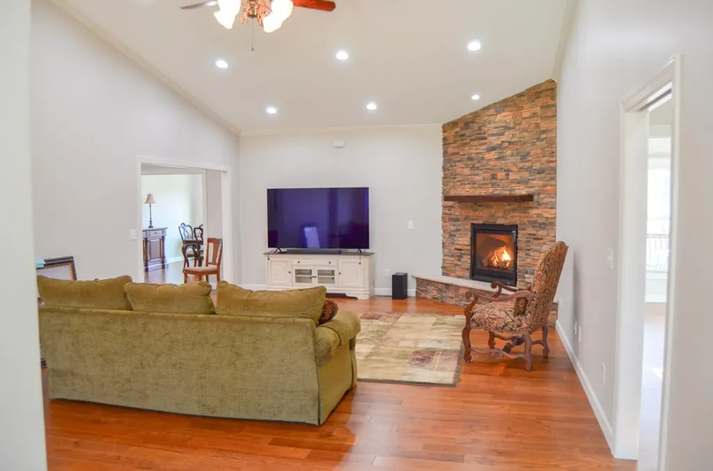 380 Mountain Preserve Parkway Crab Orchard TN 37723