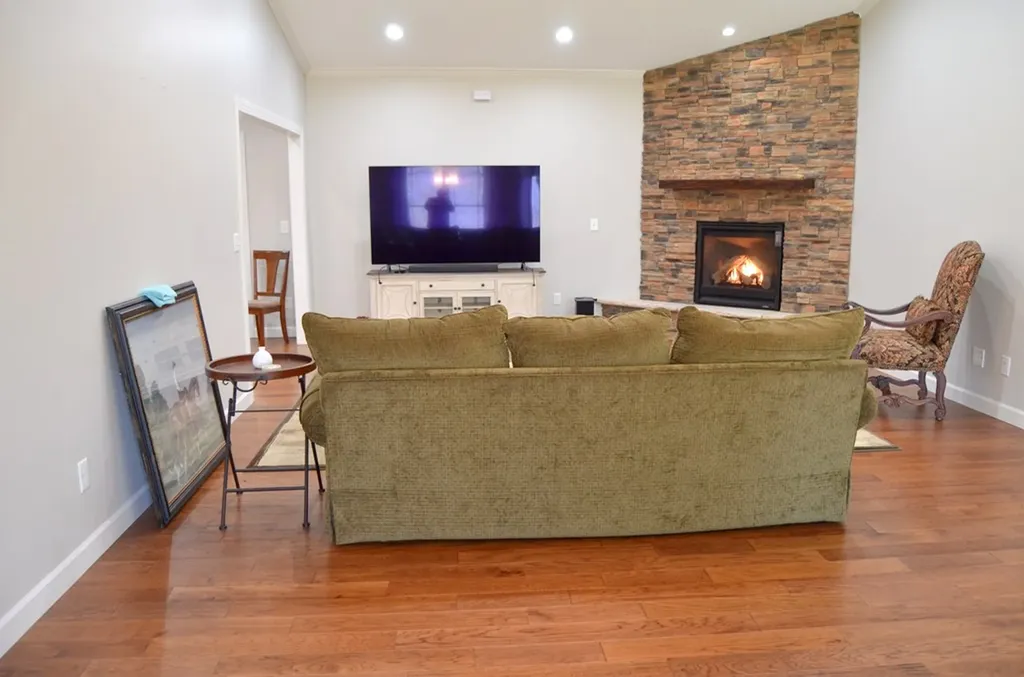 380 Mountain Preserve Parkway Crab Orchard TN 37723