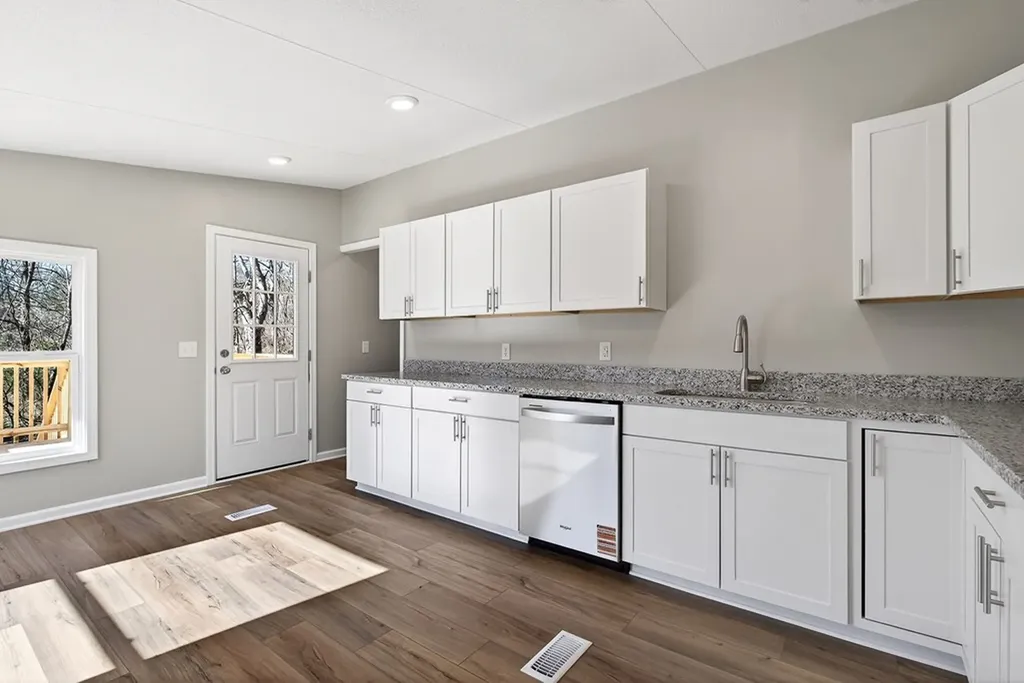 593 Cedar Bend Road Beersheba Springs TN 37018