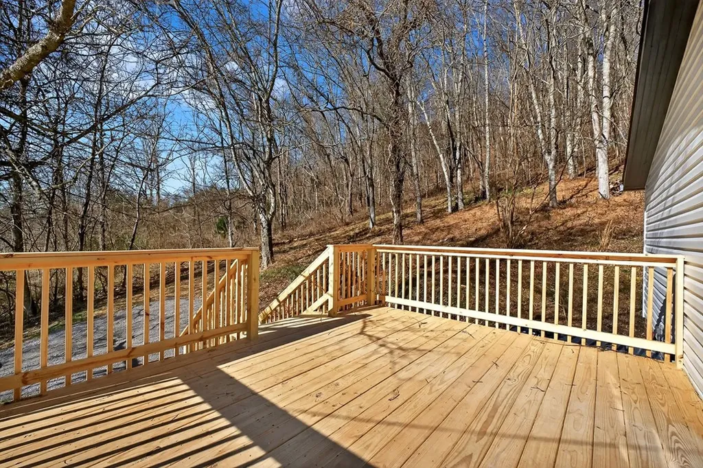 593 Cedar Bend Road Beersheba Springs TN 37018