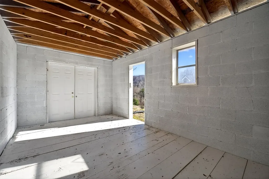 593 Cedar Bend Road Beersheba Springs TN 37018