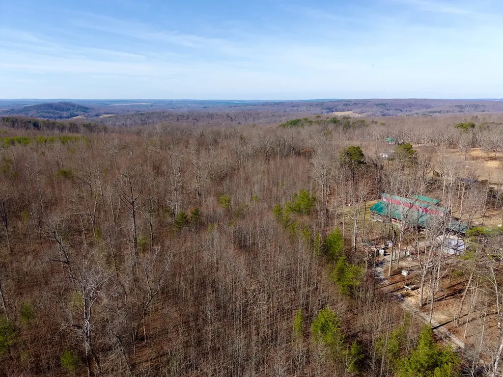 100AC Valley View Road Pikeville TN 37367