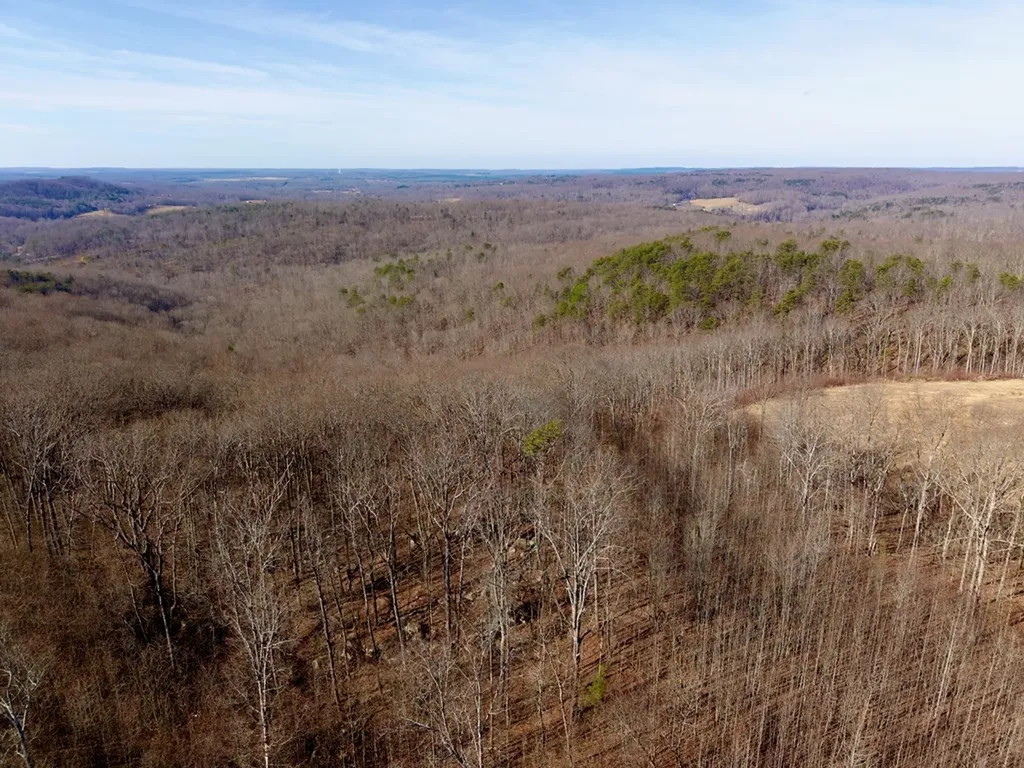100AC Valley View Road Pikeville TN 37367