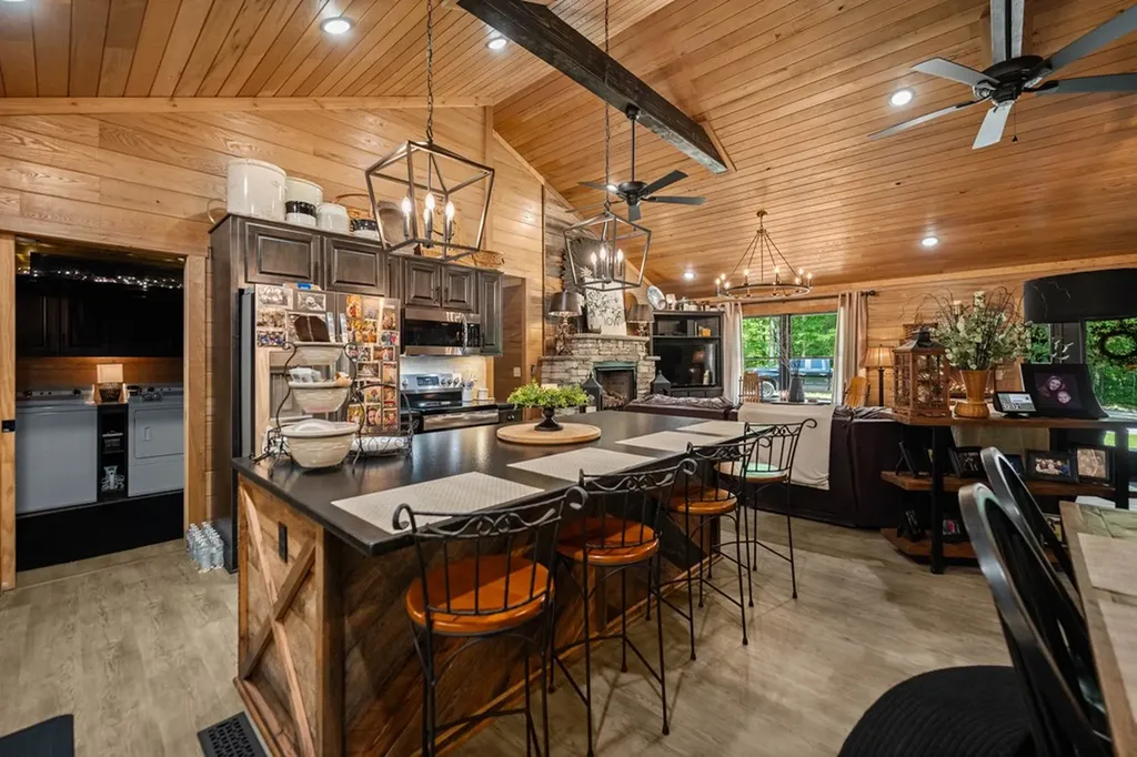 129 Long Branch Court Jamestown TN 38556