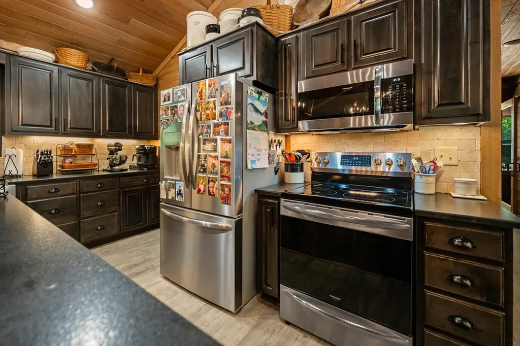 129 Long Branch Court Jamestown TN 38556