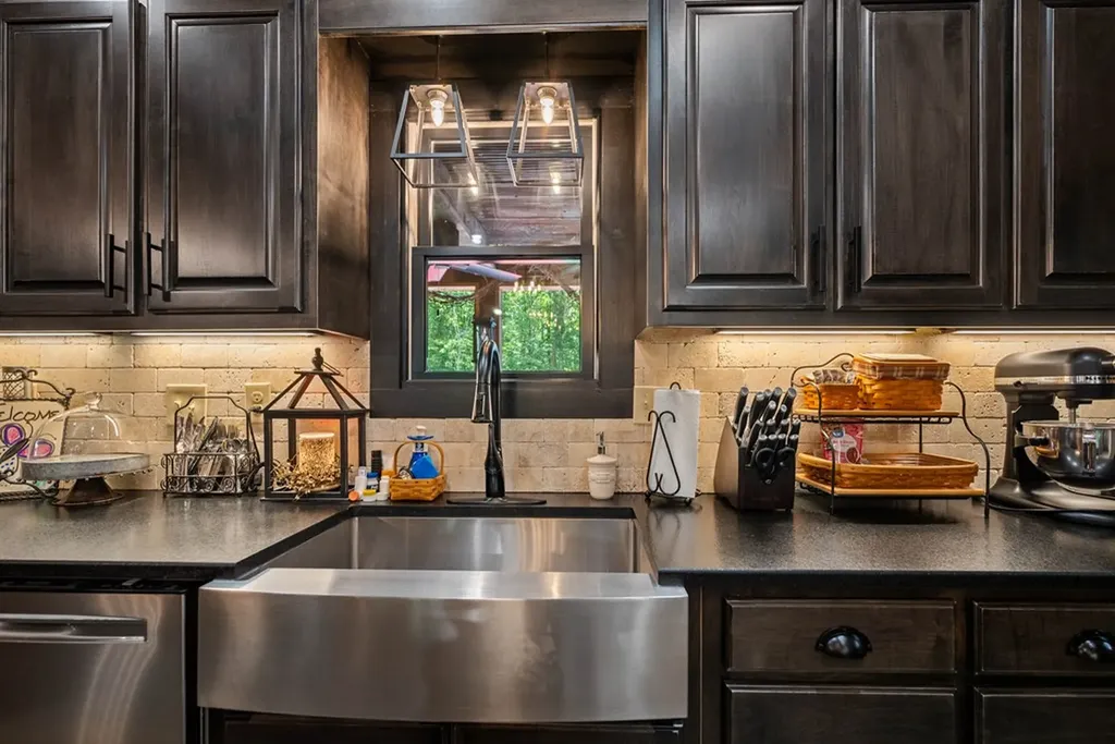 129 Long Branch Court Jamestown TN 38556