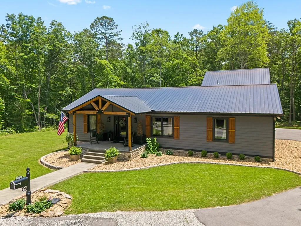 129 Long Branch Court Jamestown TN 38556