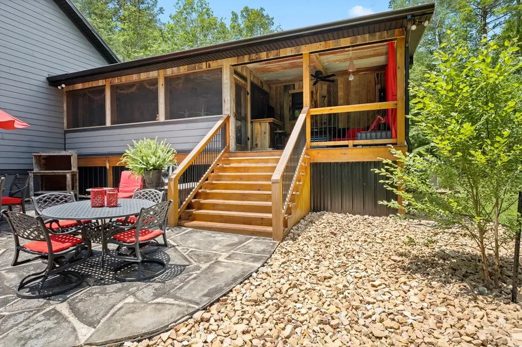 129 Long Branch Court Jamestown TN 38556