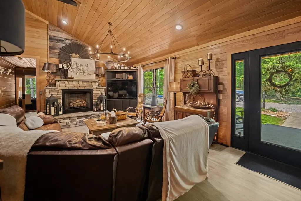 129 Long Branch Court Jamestown TN 38556