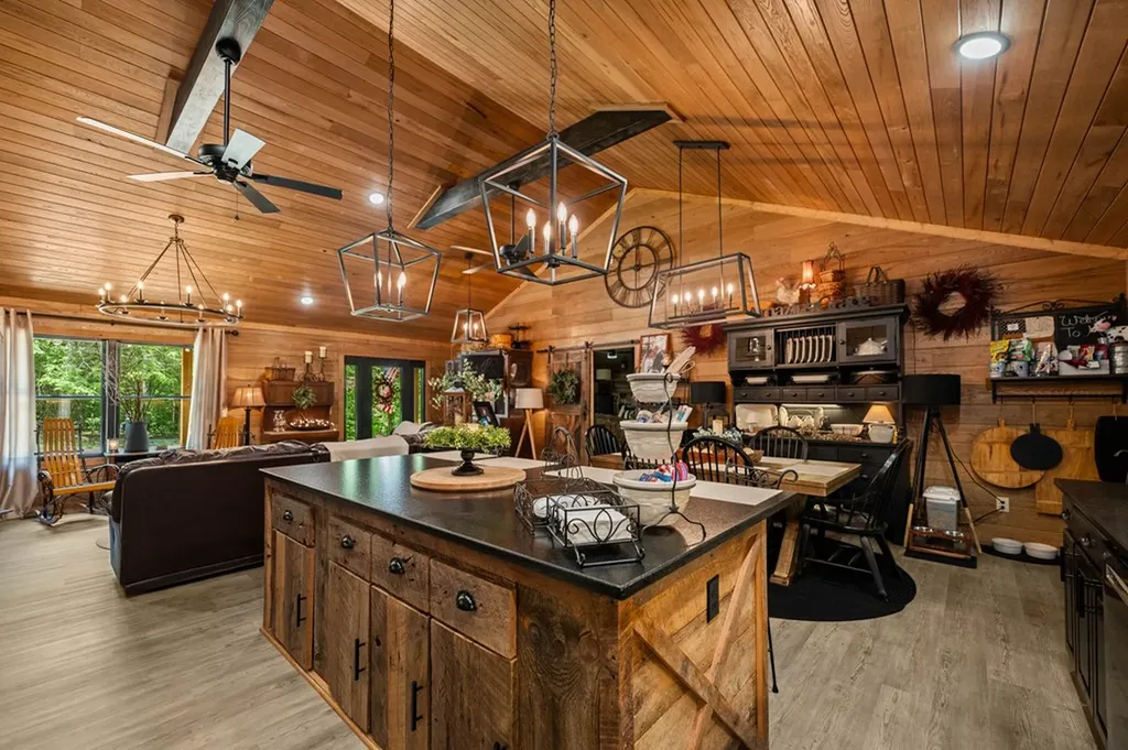 129 Long Branch Court Jamestown TN 38556