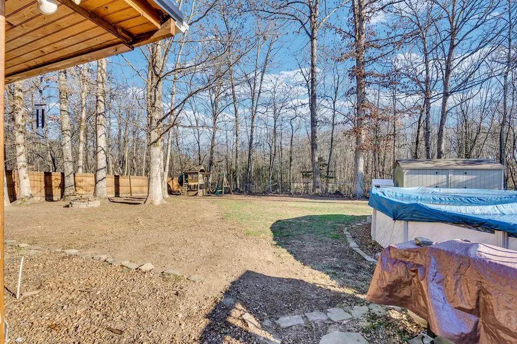 2707 Spruce Loop Crossville TN 38555