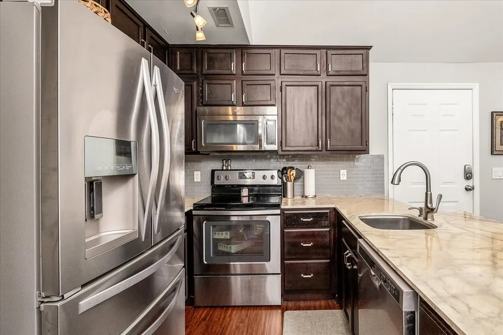 391 Moy Toy Road Unit 206 Crab Orchard TN 37723
