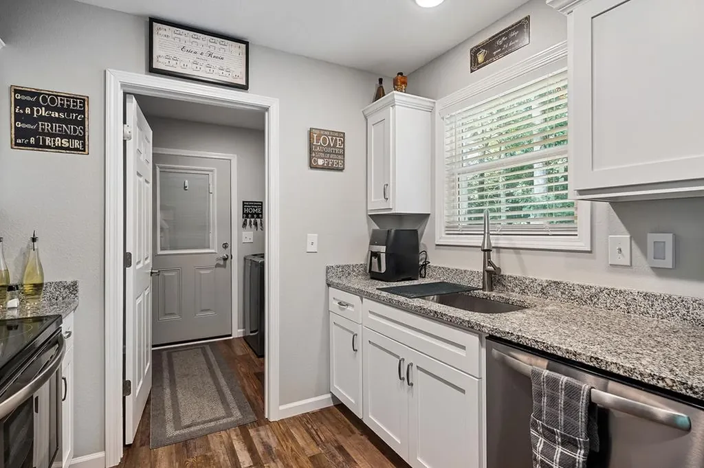 469 Ferry Bend Trail Crossville TN 38571