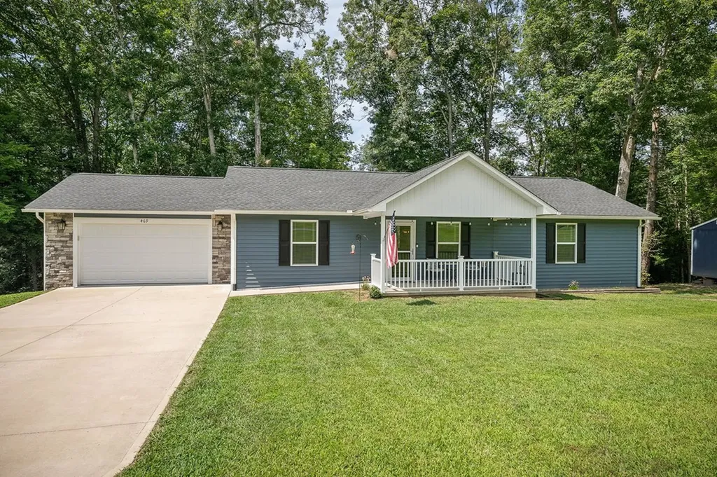 469 Ferry Bend Trail Crossville TN 38571