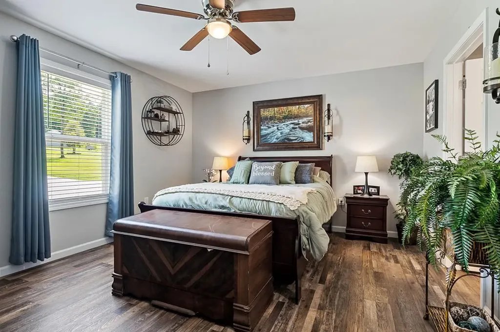 469 Ferry Bend Trail Crossville TN 38571