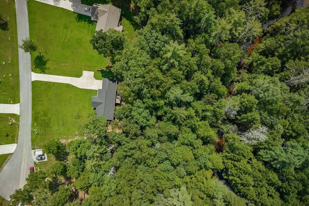 469 Ferry Bend Trail Crossville TN 38571