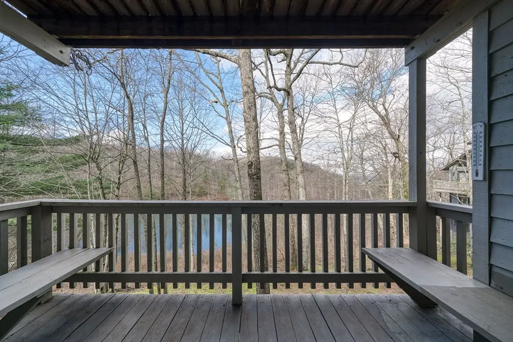 281 Moytoy Road Unit 105 Crab Orchard TN 37723