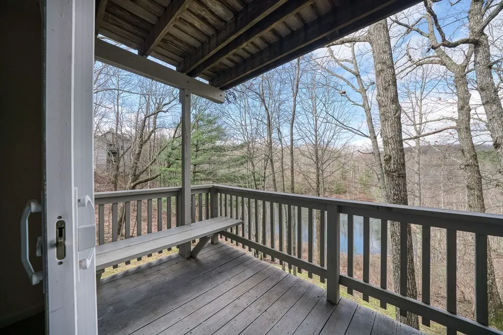 281 Moytoy Road Unit 105 Crab Orchard TN 37723