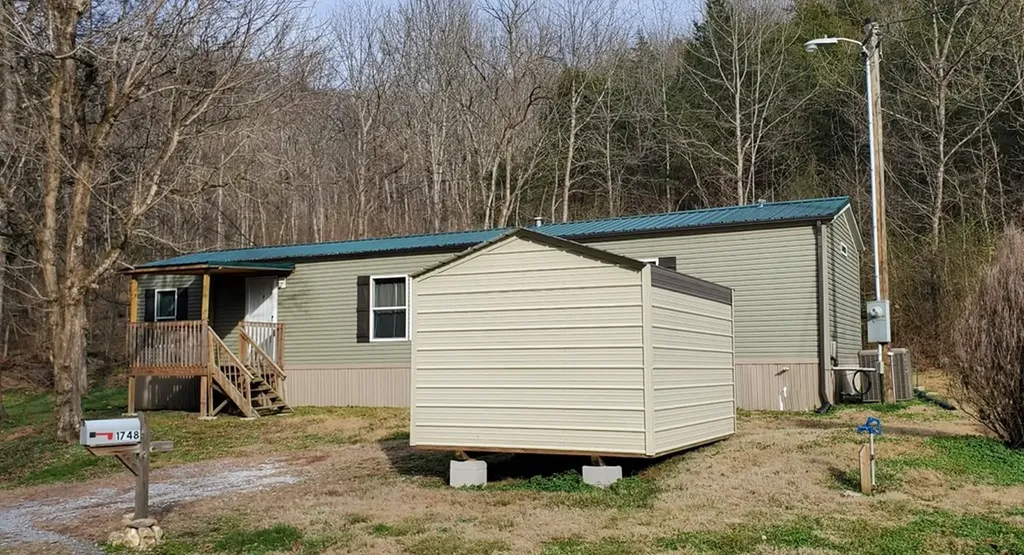 1748 Dry Fork Road Granville TN 38564-5116