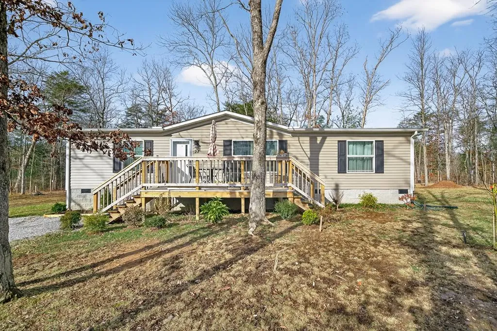 22 Lancer Drive Crossville TN 38572