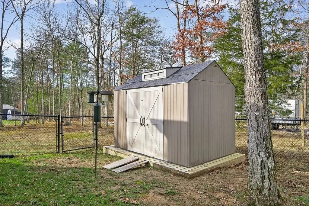 22 Lancer Drive Crossville TN 38572