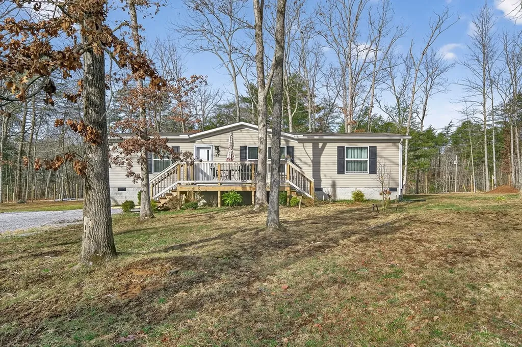 22 Lancer Drive Crossville TN 38572