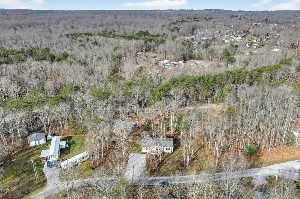 22 Lancer Drive Crossville TN 38572