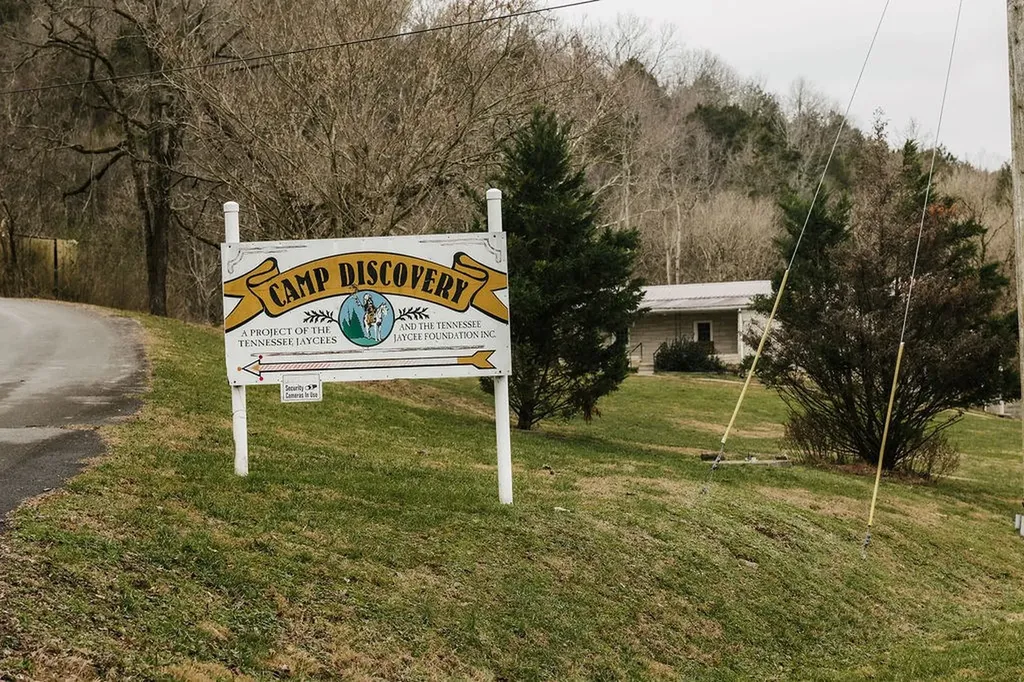 1515 Whites Bend Lane Gainesboro TN 38562