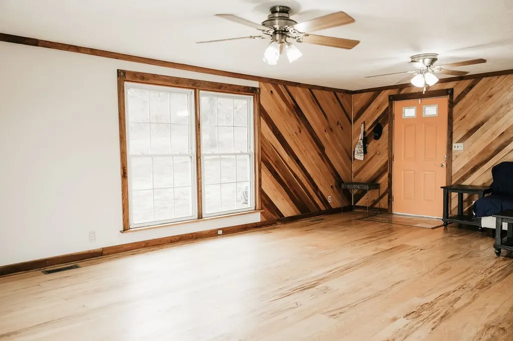 1515 Whites Bend Lane Gainesboro TN 38562