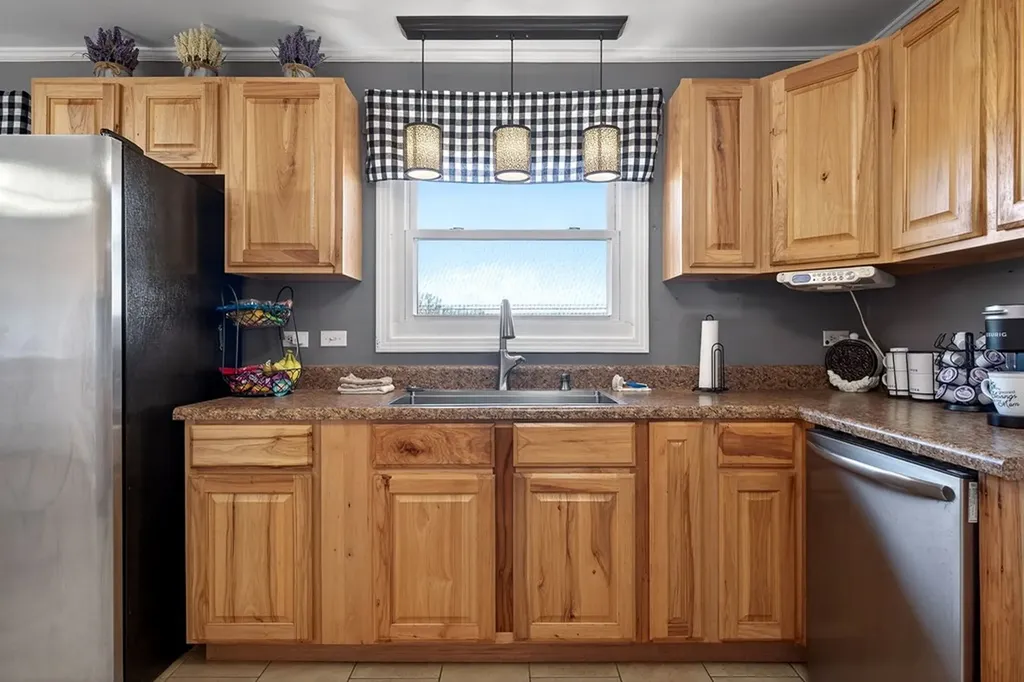 513 N Spring Street Sparta TN 38583