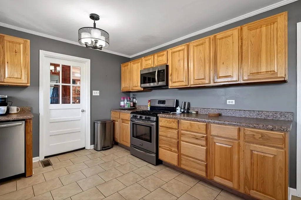 513 N Spring Street Sparta TN 38583