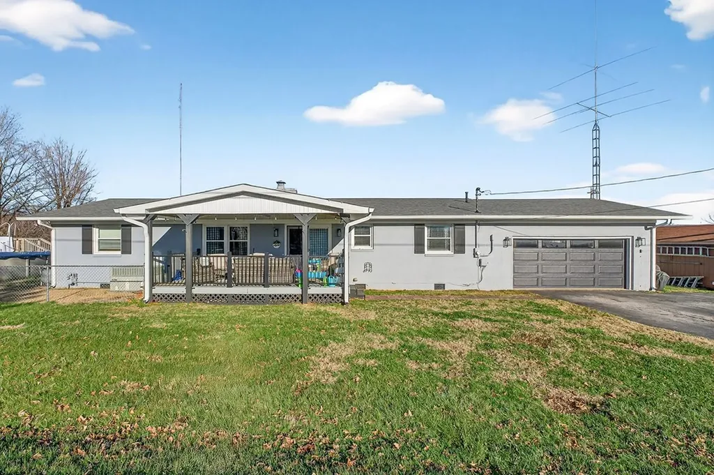 513 N Spring Street Sparta TN 38583