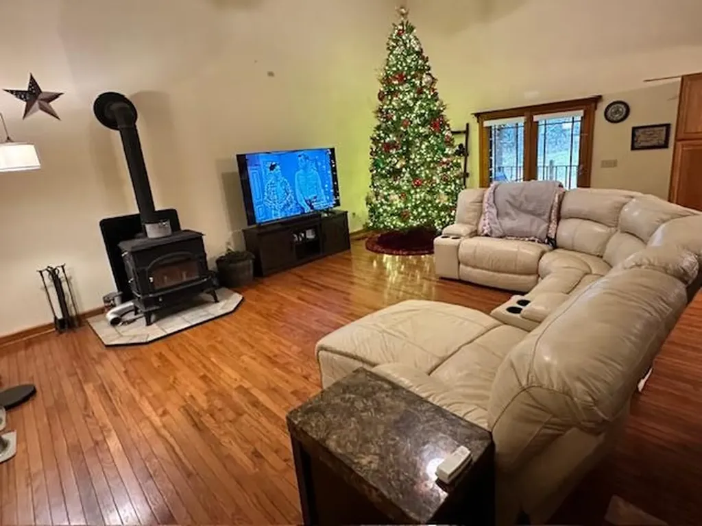 3424 Indian Mound Road Sparta TN 38583