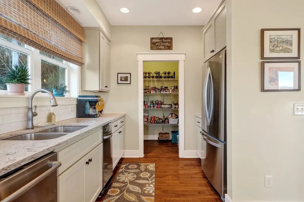 3379 Austin Bottom Baxter TN 38544