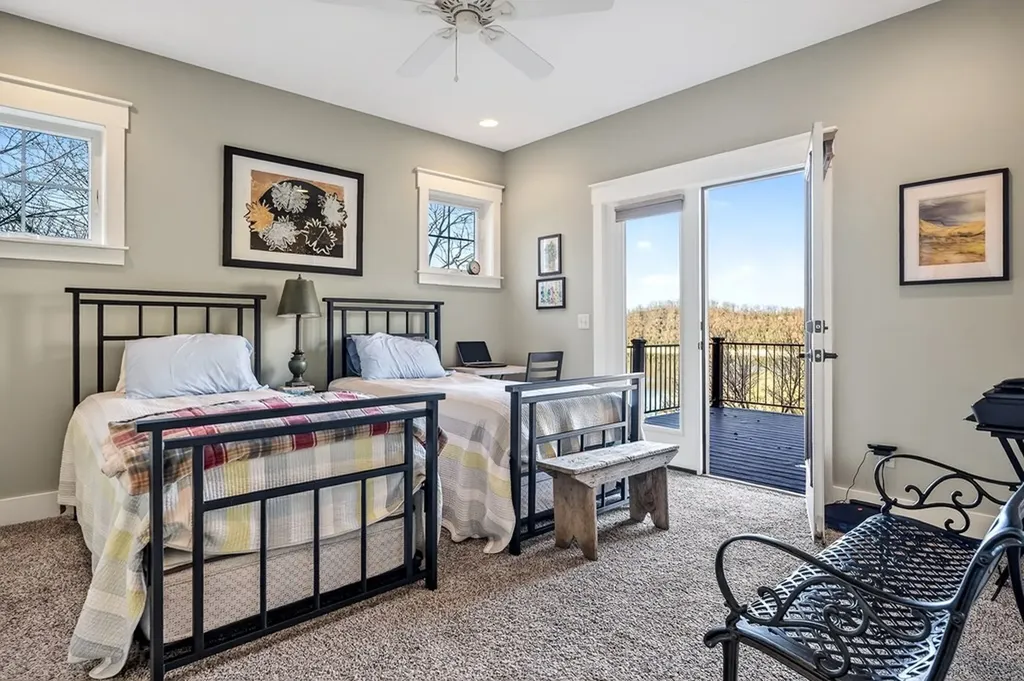 3379 Austin Bottom Baxter TN 38544