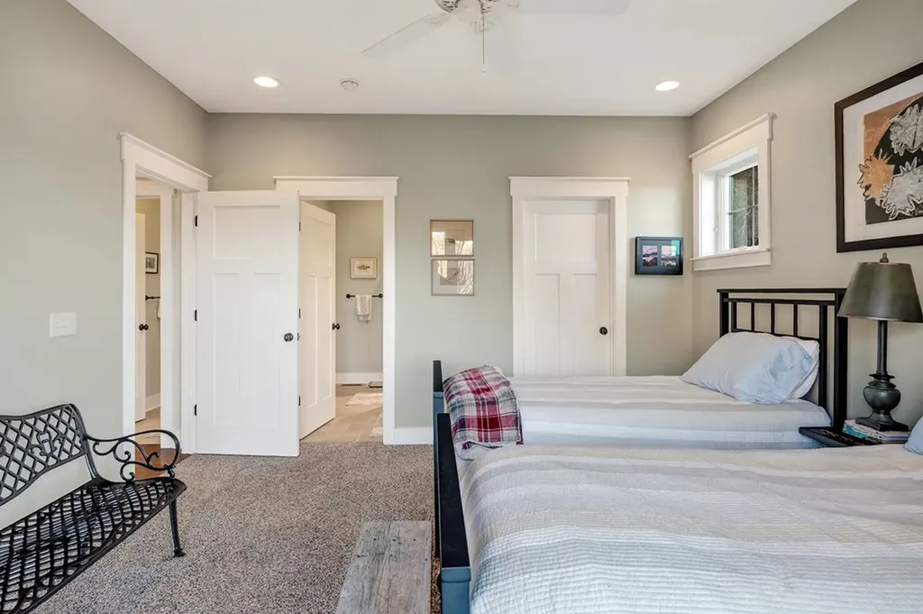 3379 Austin Bottom Baxter TN 38544