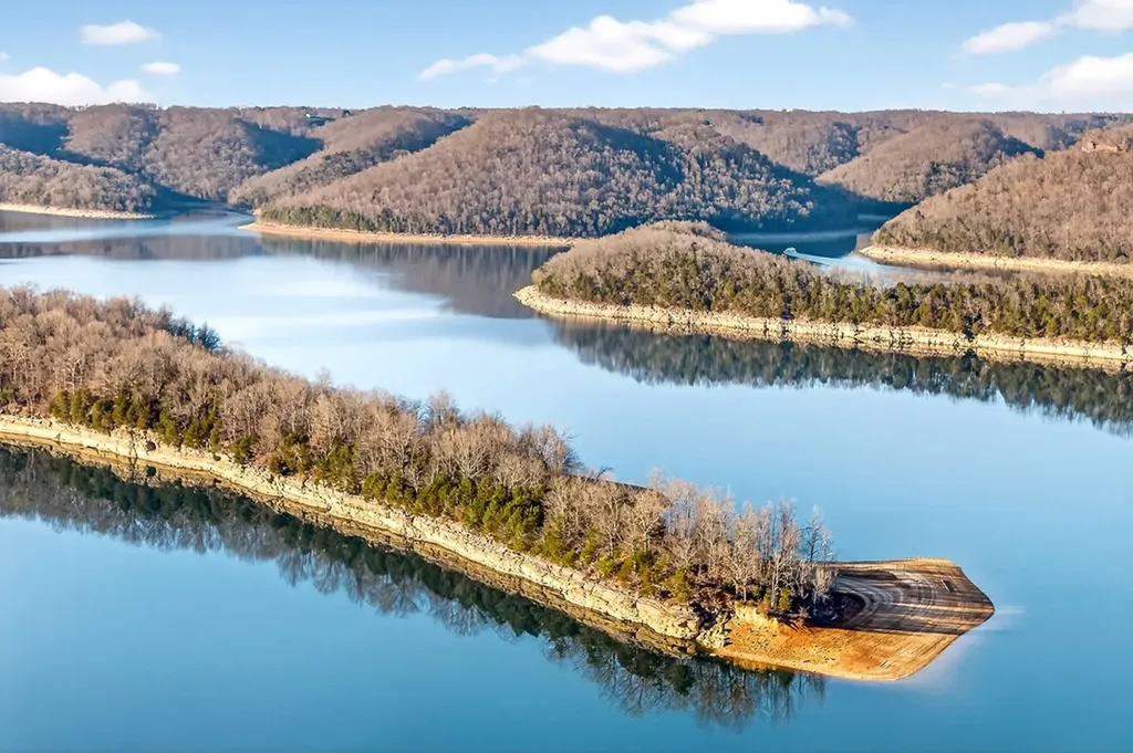 3379 Austin Bottom Baxter TN 38544