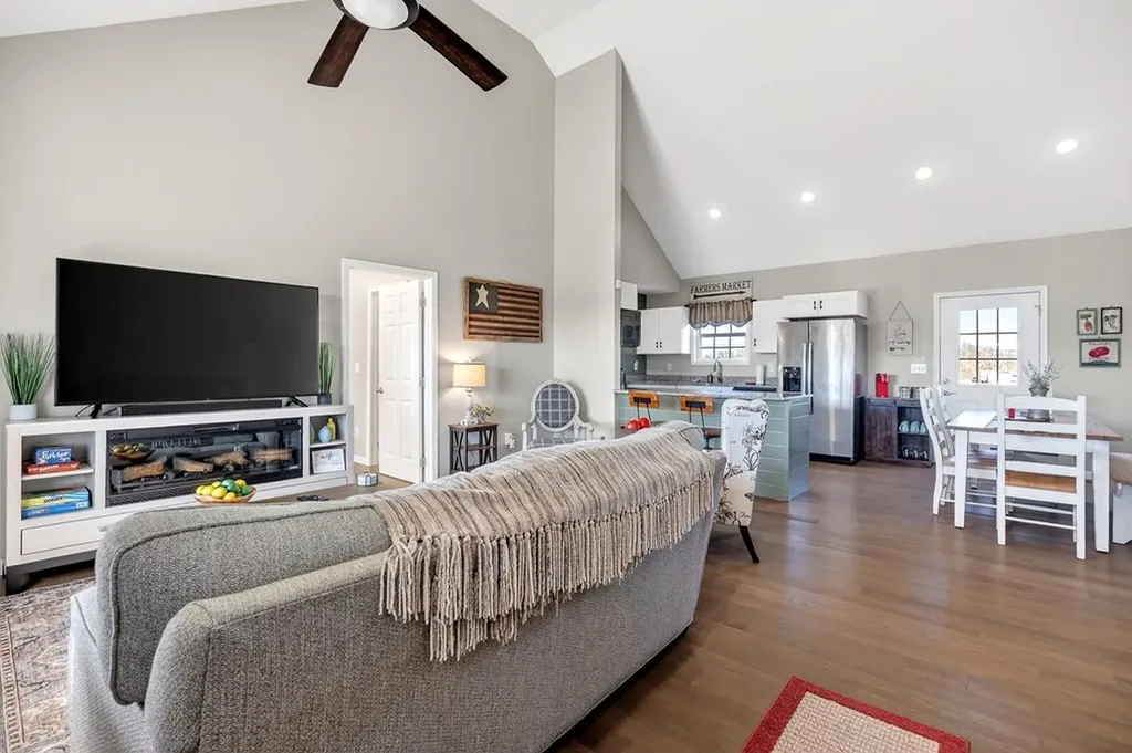 1663 Parker Road Sparta TN 38583