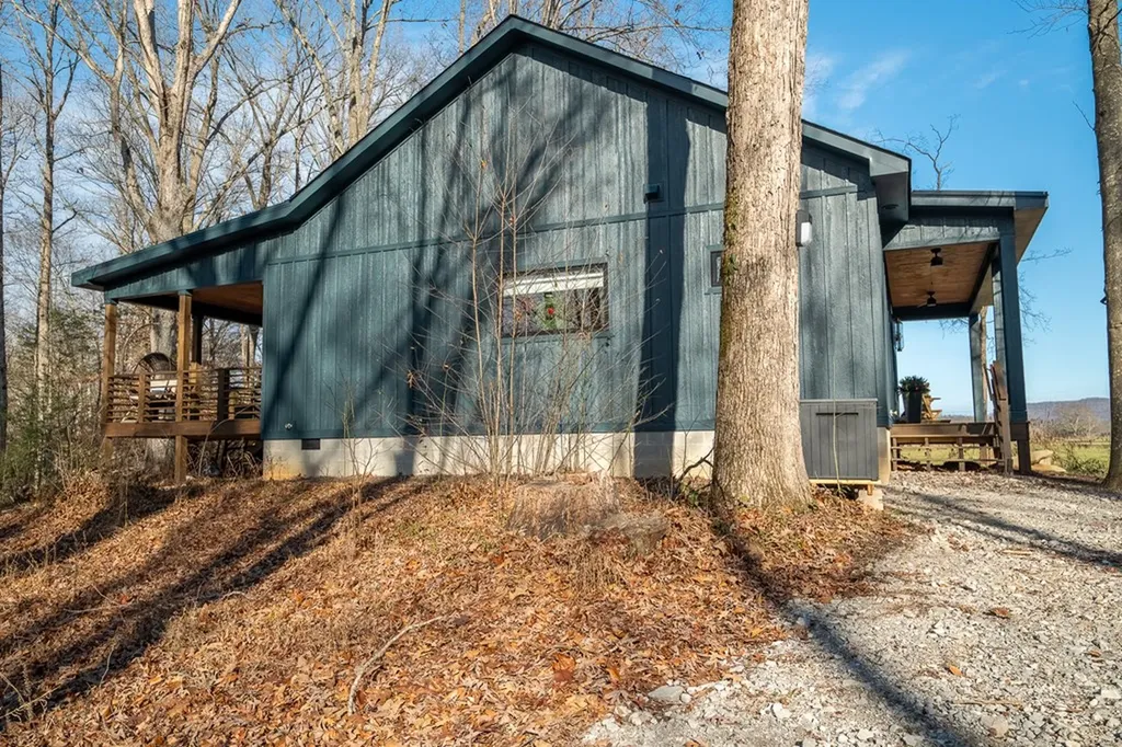 1545 Blue Springs Road Sparta TN 38583