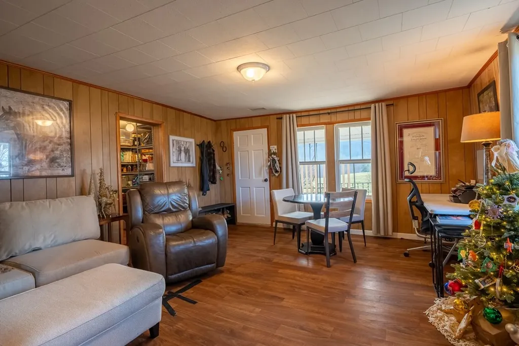 1545 Blue Springs Road Sparta TN 38583